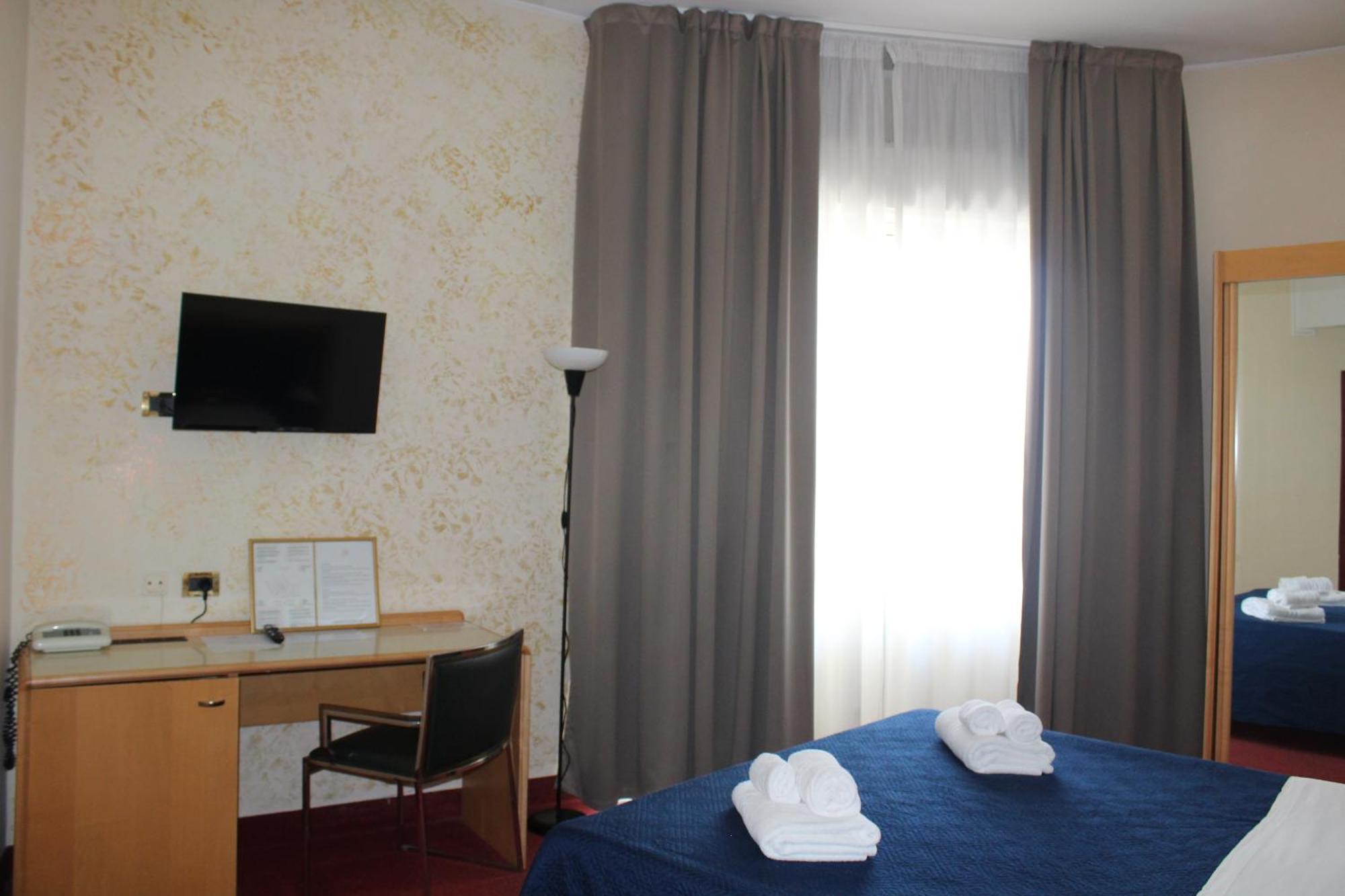 Hotel Palace Masoanri'S Reggio Calabria Exterior foto