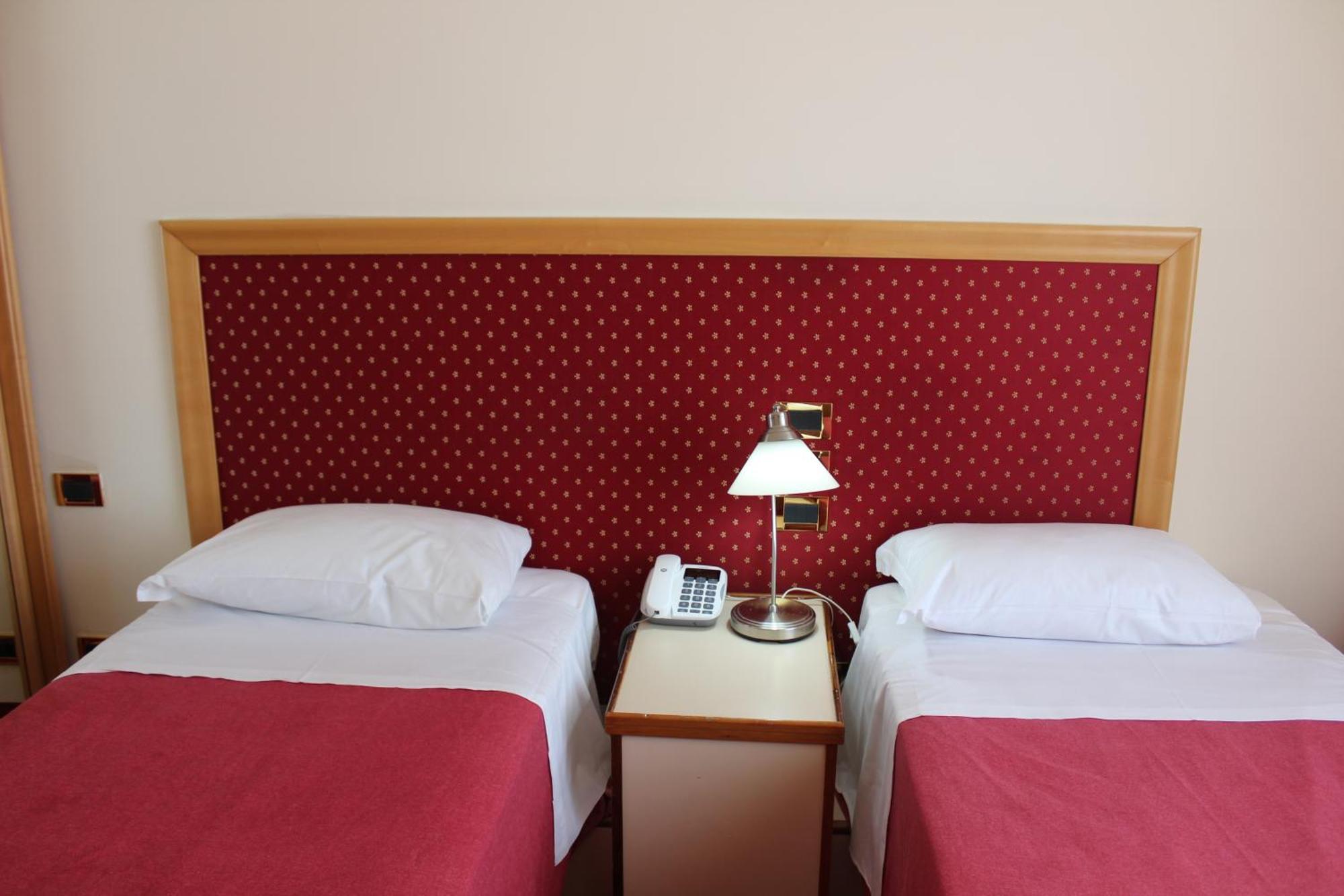 Hotel Palace Masoanri'S Reggio Calabria Exterior foto