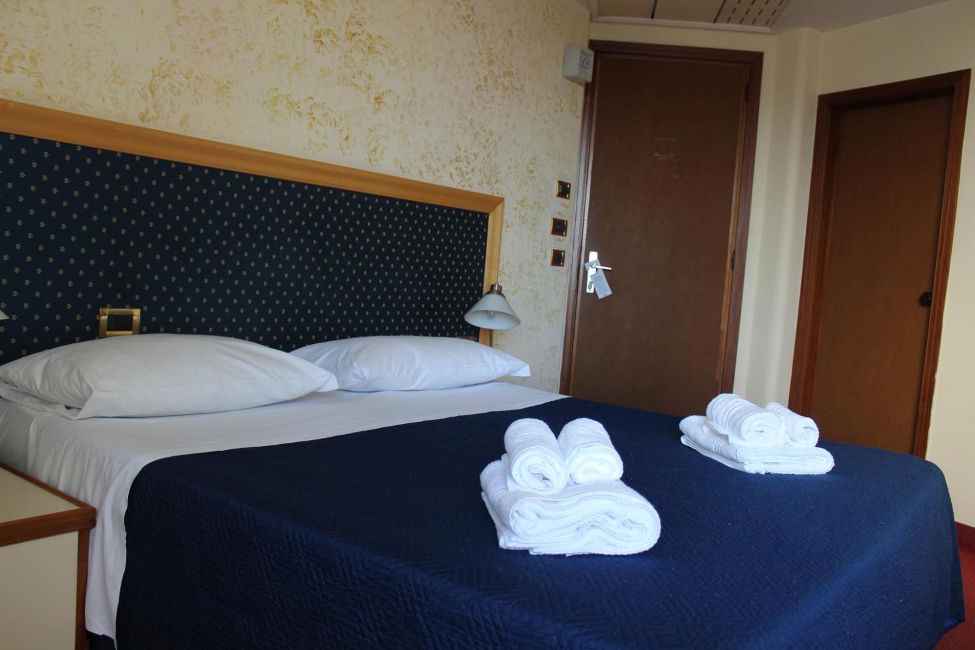 Hotel Palace Masoanri'S Reggio Calabria Exterior foto